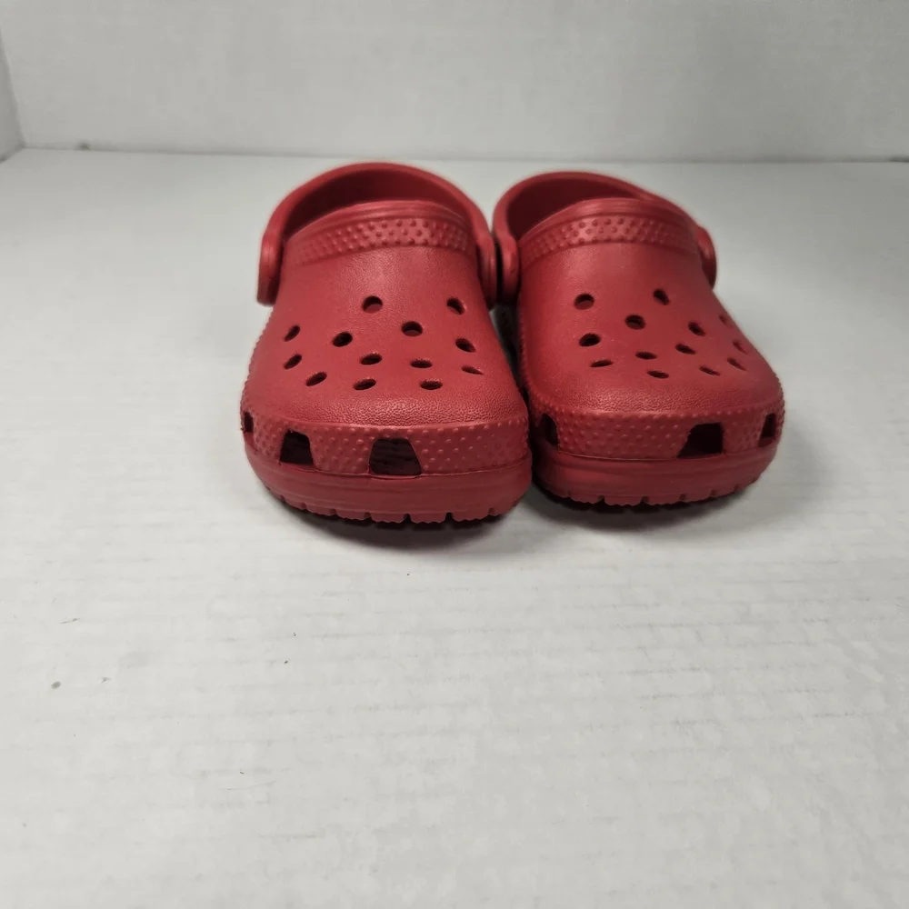 CROCS Red Classic Clogs Slippers Unisex Kids Size C6 Toddler Baby